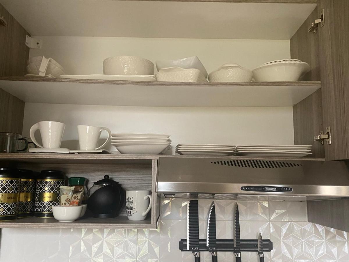 Lovely Rosebank 1-Bedroom Condo With Pool & Cinema 约翰内斯堡 外观 照片